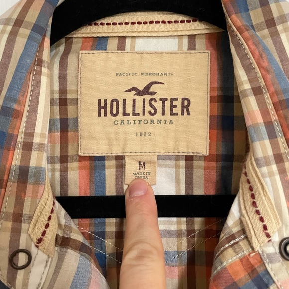 Holisister men’s medium snap button down shirt - Picture 2 of 6